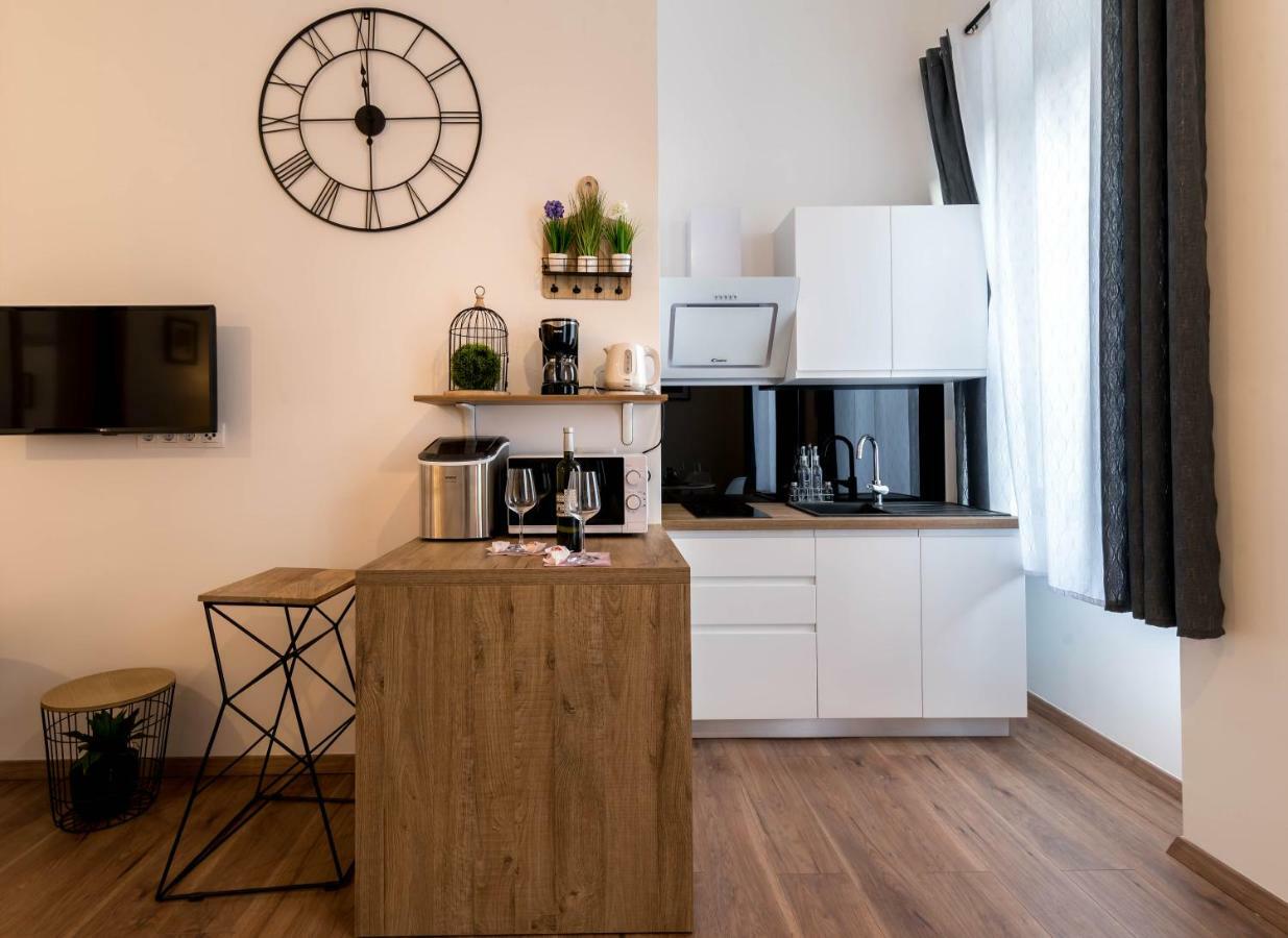 Pula City Center Apartments Bagian luar foto