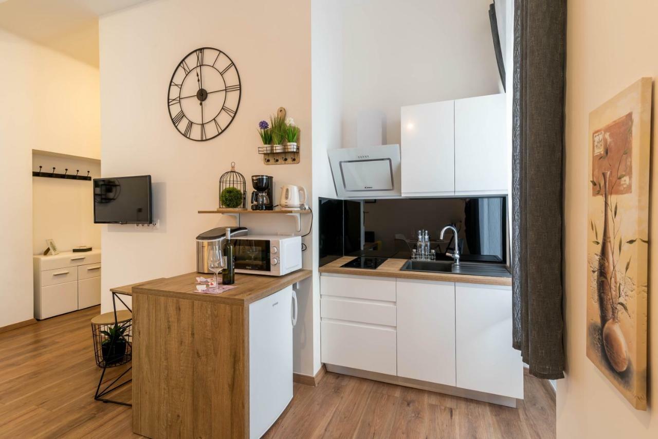 Pula City Center Apartments Bagian luar foto